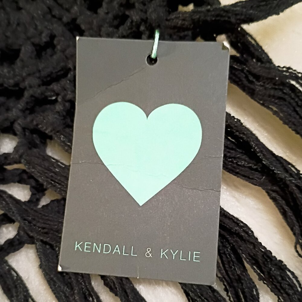 Kendall and Kyle Crochet Vest💕💘 Groovy 😍😍 - Picture 13 of 13
